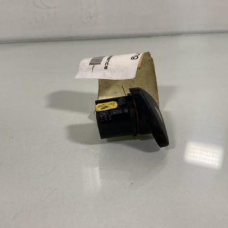 Bouton de warning FORD FIESTA 5