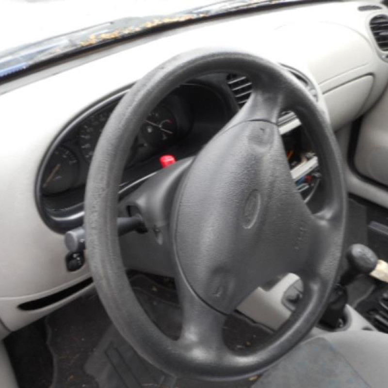 Pretensionneur de ceinture avant droit FORD FIESTA 4 Photo n°8