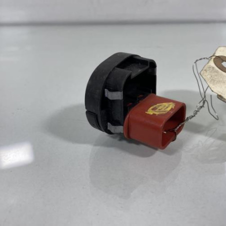 Interrupteur de leve vitre avant droit FORD FIESTA 4