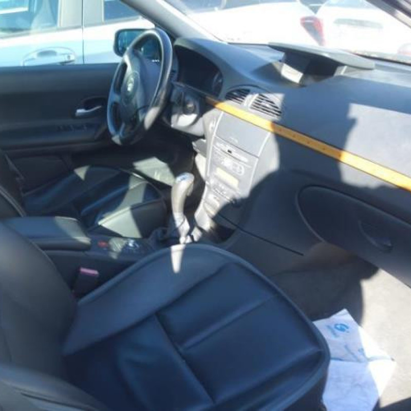 Vitre arriere droit RENAULT LAGUNA 2 Photo n°5