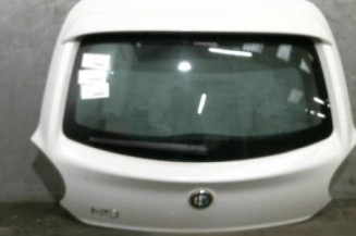 Malle/Hayon arriere ALFA ROMEO MITO Photo n°1