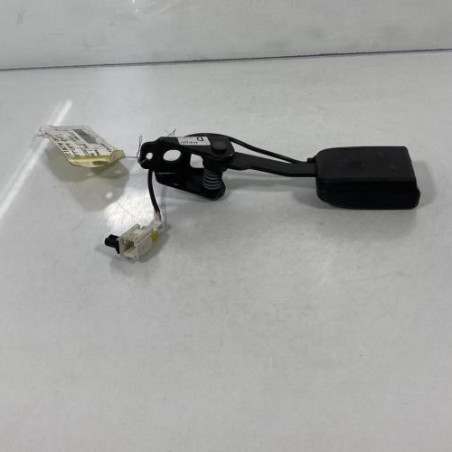 Attache ceinture arriere droit PEUGEOT 308 1