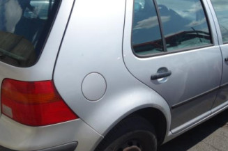 Pretensionneur de ceinture avant droit VOLKSWAGEN GOLF 4