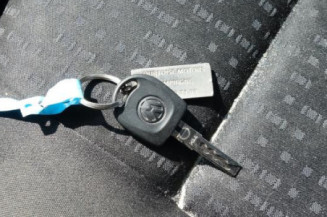 Pretensionneur de ceinture avant droit VOLKSWAGEN GOLF 4