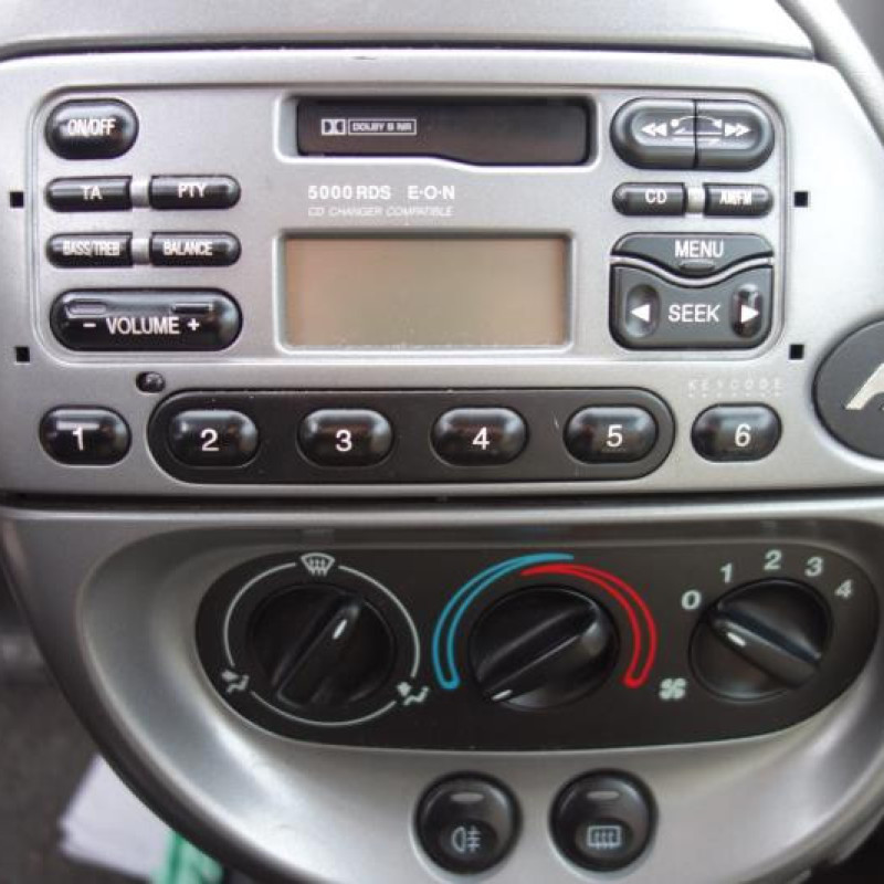 Ceinture arriere gauche FORD KA 1 Photo n°9