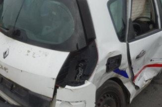 Etrier avant droit (freinage) RENAULT SCENIC 2
