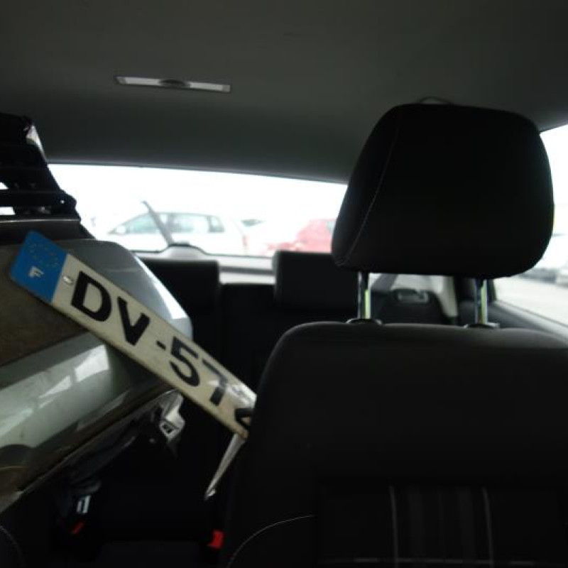 Amortisseur avant droit VOLKSWAGEN POLO 5 Photo n°8
