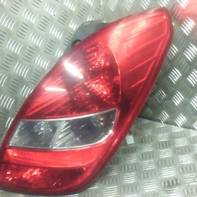 Feu arriere principal droit (feux) HYUNDAI I 20 1 Photo n°1