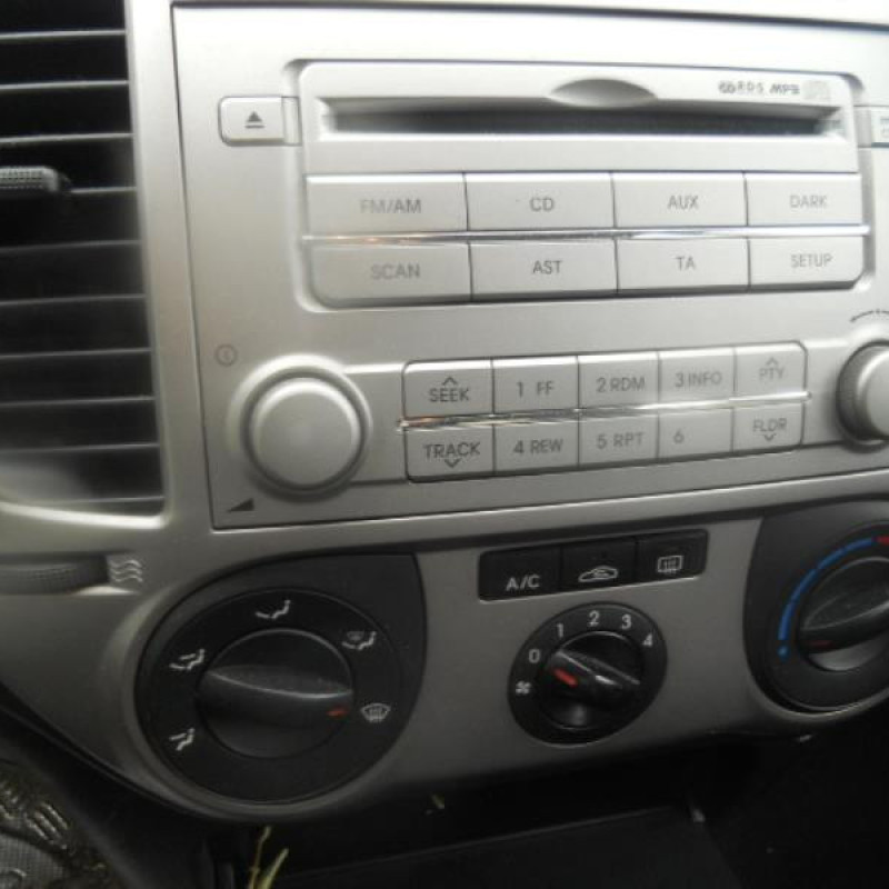 Ceinture arriere gauche HYUNDAI I 20 1 Photo n°10