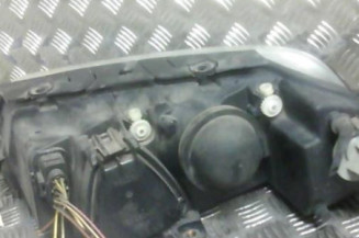 Optique avant principal droit (feux)(phare) VOLKSWAGEN PASSAT 4