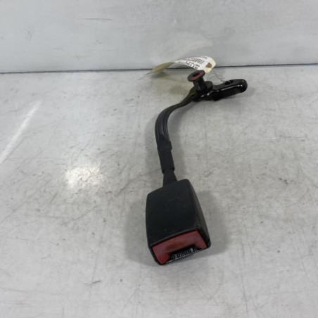 Attache ceinture avant droit VOLKSWAGEN PASSAT 4