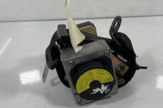 Pretensionneur de ceinture arriere gauche VOLKSWAGEN PASSAT 4