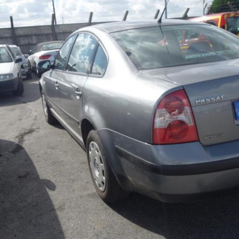 Pretensionneur de ceinture arriere gauche VOLKSWAGEN PASSAT 4 Photo n°7