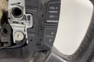 Volant VOLKSWAGEN PASSAT 4