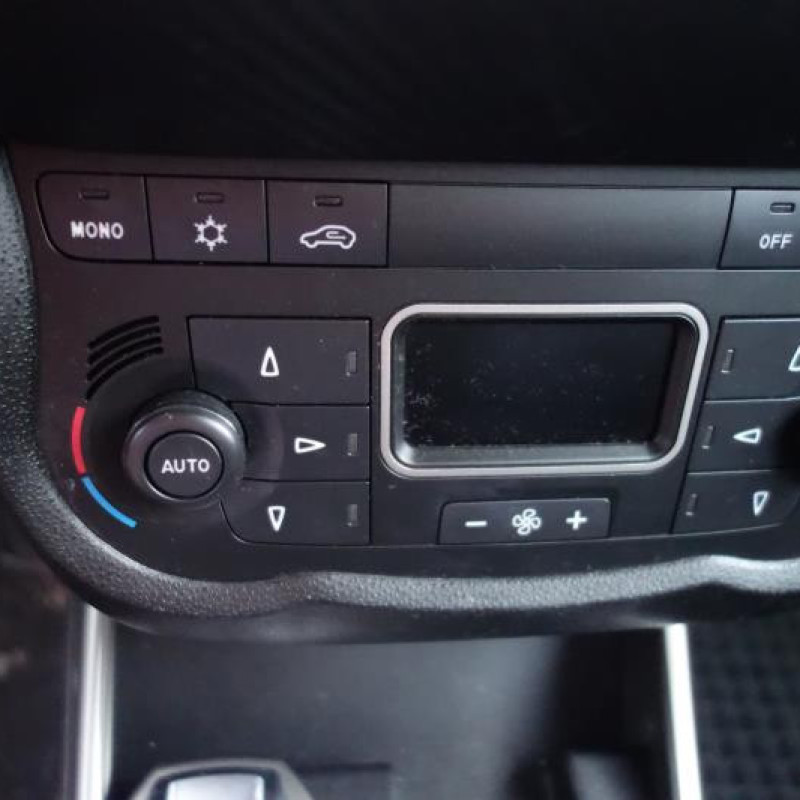 Pretensionneur de ceinture avant droit ALFA ROMEO MITO Photo n°9