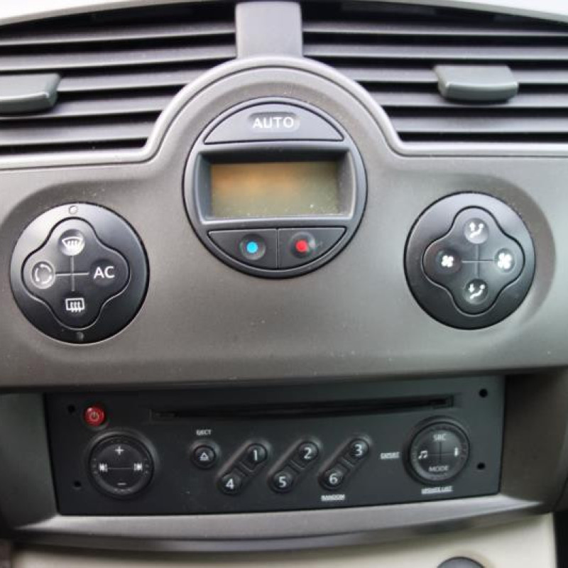 Etrier avant droit (freinage) RENAULT GRAND SCENIC 2 Photo n°7