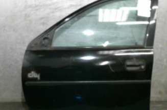 Porte avant gauche OPEL CORSA B Photo n°1