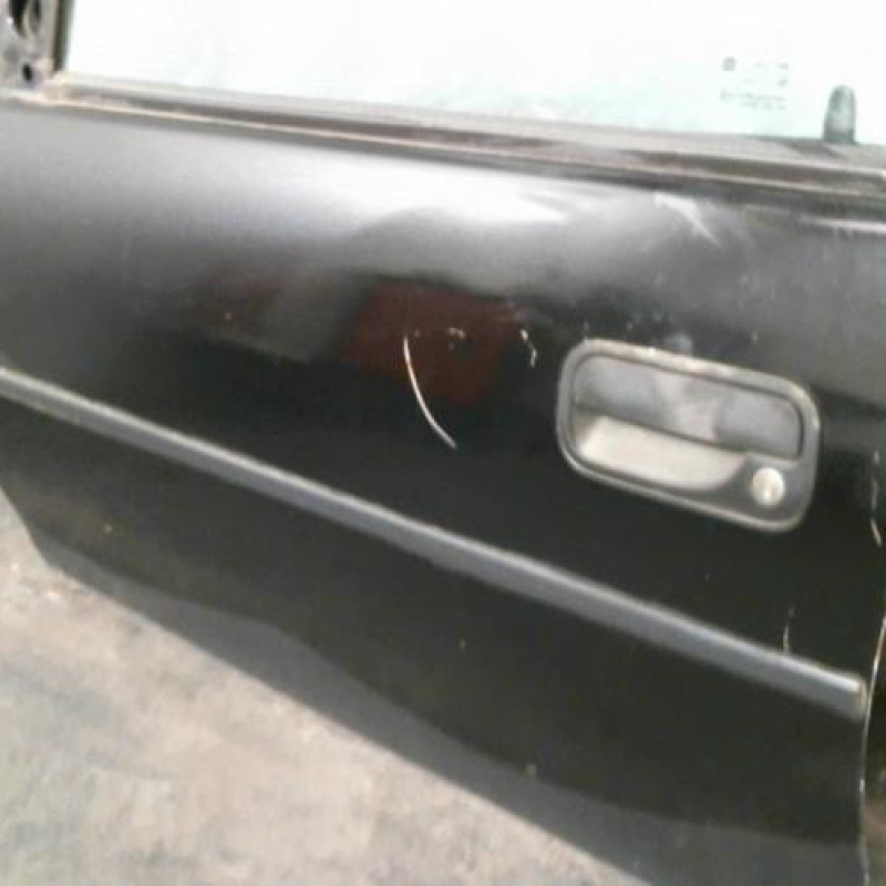 Porte avant gauche OPEL CORSA B Photo n°2