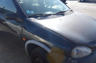 Porte avant gauche OPEL CORSA B