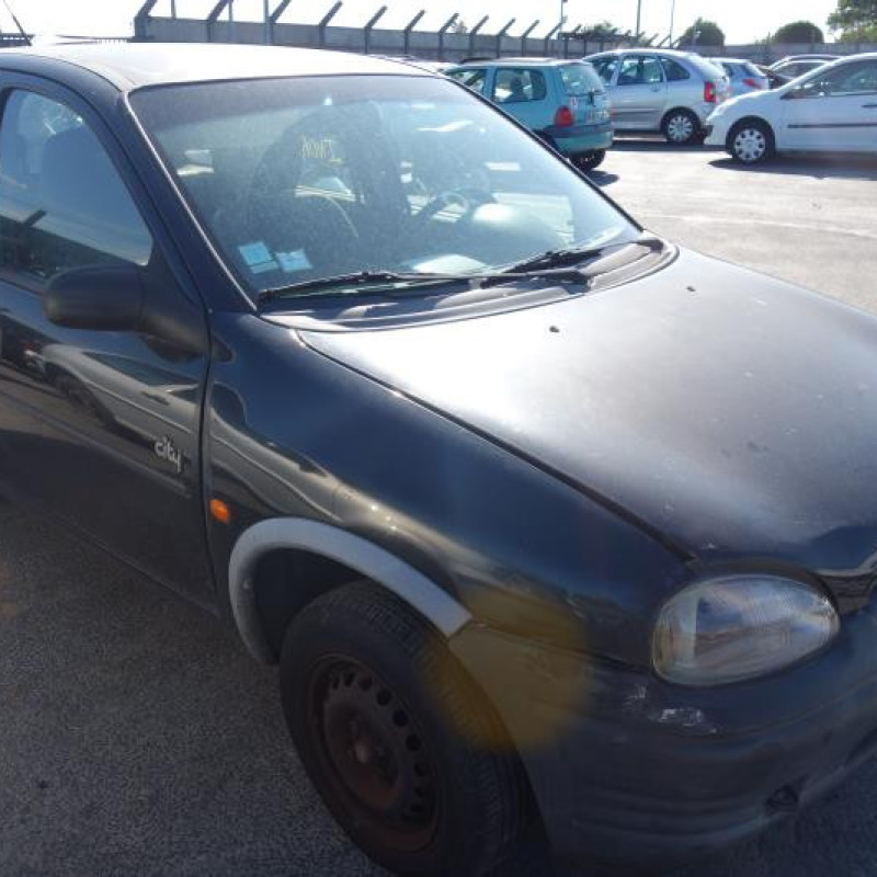 Porte avant gauche OPEL CORSA B Photo n°5