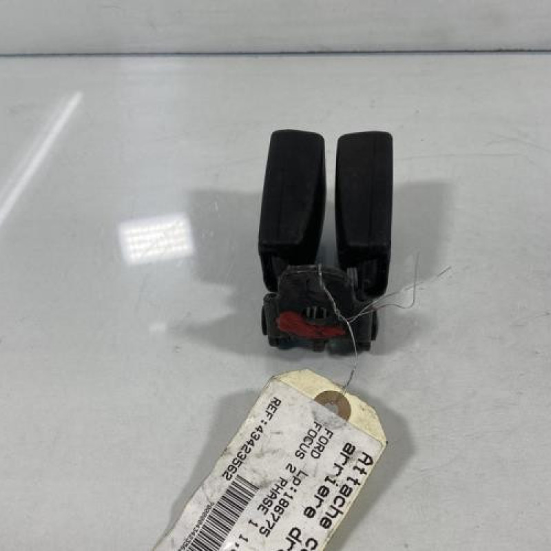 Attache ceinture arriere droit FORD FOCUS 2 Photo n°3