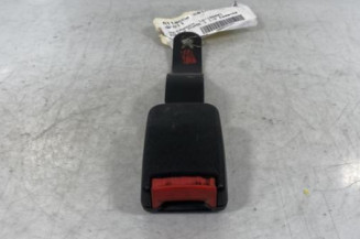 Attache ceinture avant droit VOLKSWAGEN POLO 3