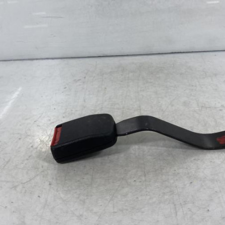 Attache ceinture avant droit VOLKSWAGEN POLO 3