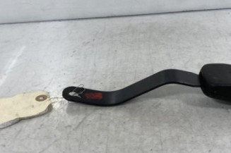 Attache ceinture avant droit VOLKSWAGEN POLO 3