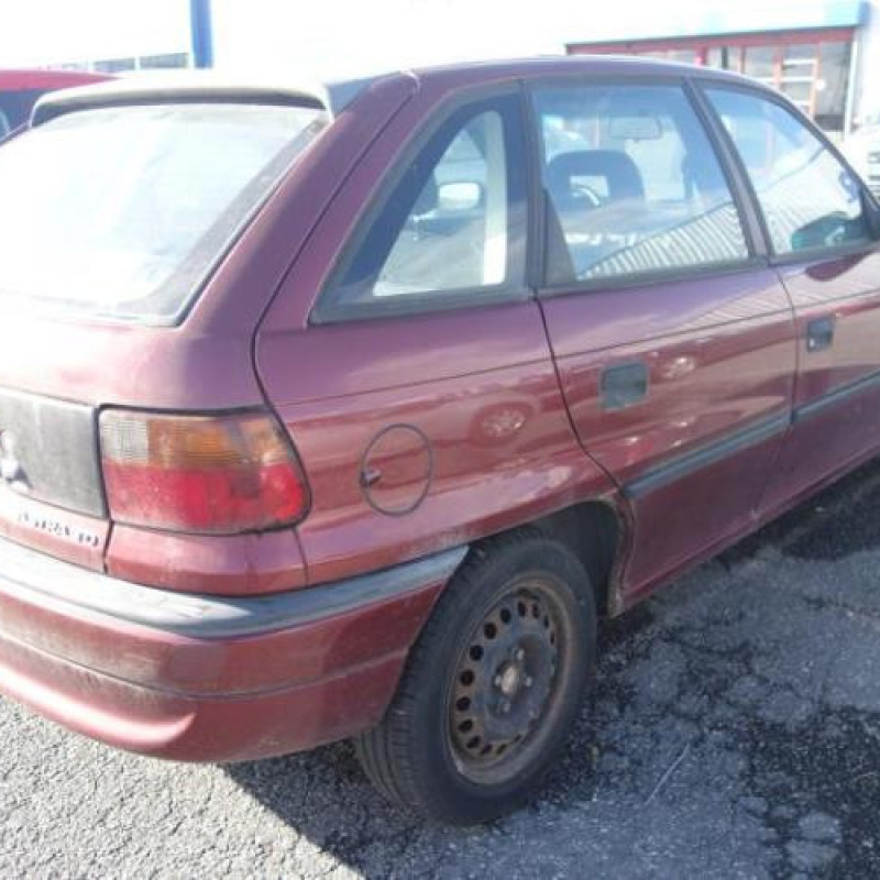 Ceinture avant droit OPEL ASTRA F Photo n°6