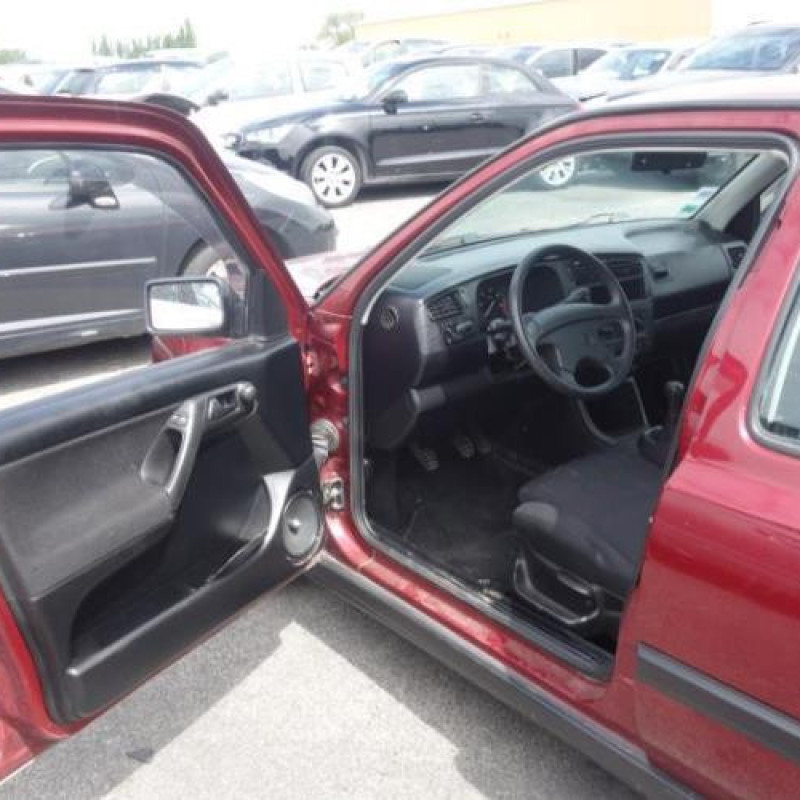 Face avant VOLKSWAGEN GOLF 3 Photo n°6