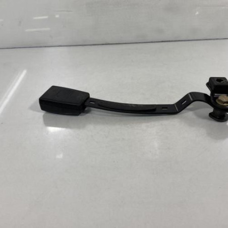 Attache ceinture avant droit VOLKSWAGEN GOLF 4