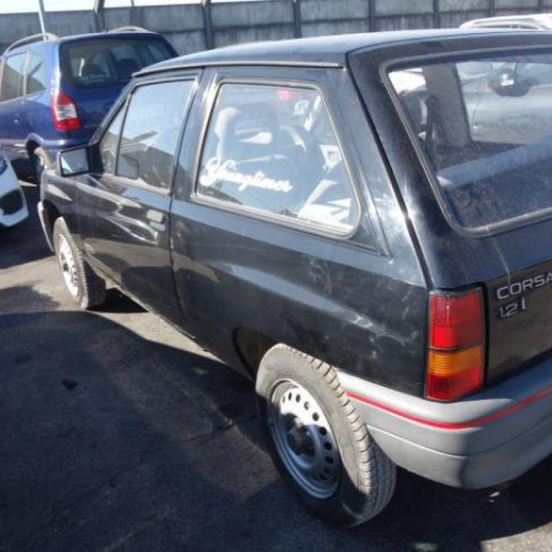 Ceinture arriere gauche OPEL CORSA A Photo n°7