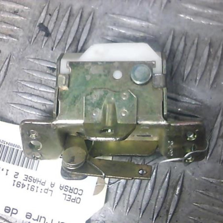 Serrure de coffre OPEL CORSA A