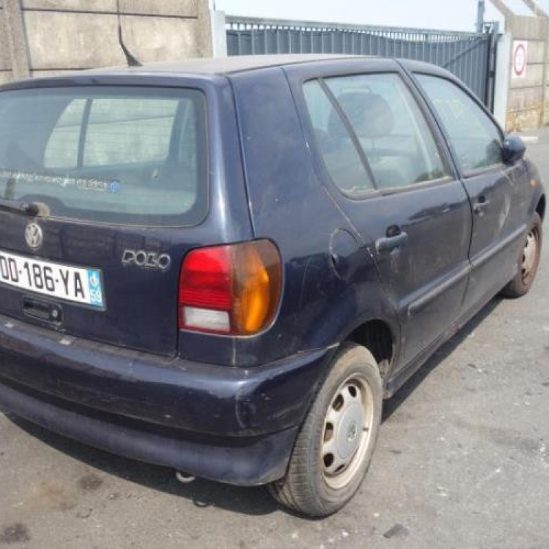 Feu arriere principal gauche (feux) VOLKSWAGEN POLO 3 Photo n°6