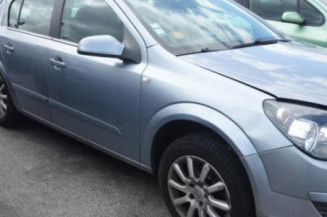 Ceinture arriere droit OPEL ASTRA H