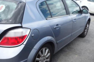 Ceinture arriere droit OPEL ASTRA H
