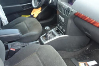 Ceinture arriere droit OPEL ASTRA H