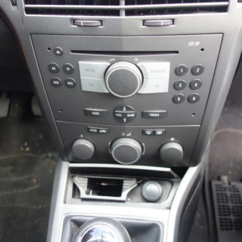 Ceinture arriere droit OPEL ASTRA H Photo n°11