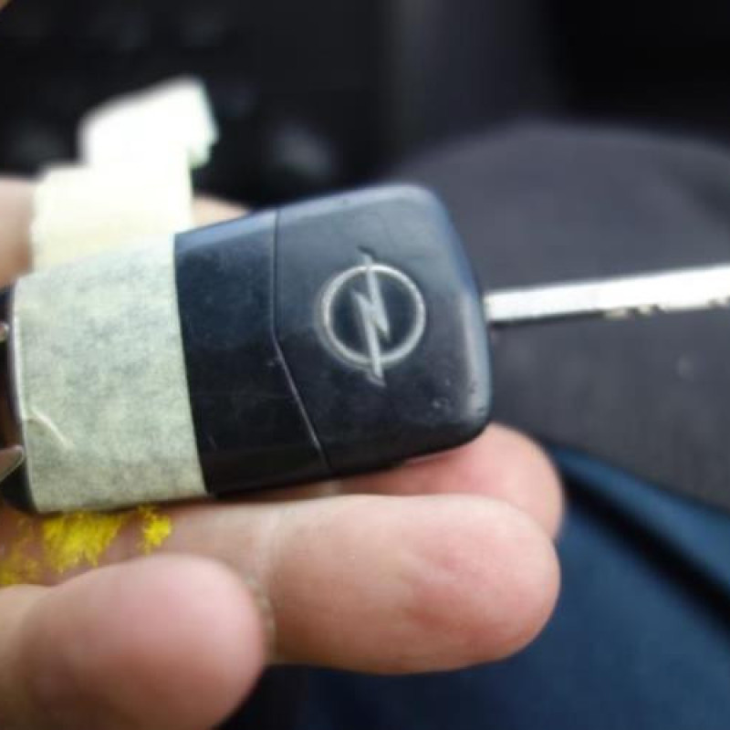 Ceinture arriere droit OPEL ASTRA H Photo n°13