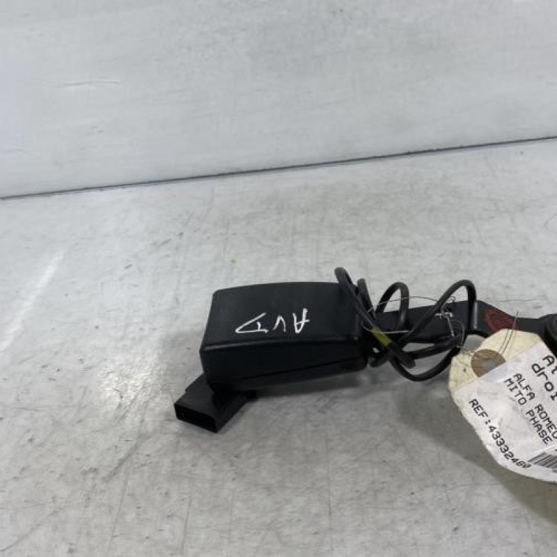 Attache ceinture avant droit ALFA ROMEO MITO Photo n°2