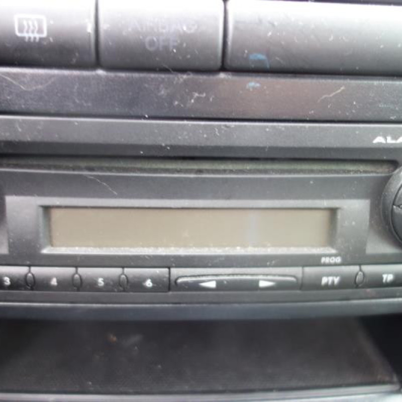 Pretensionneur de ceinture avant droit SEAT IBIZA 3 Photo n°10