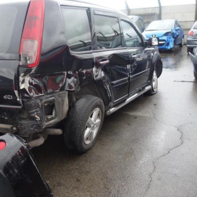 Anti brouillard arriere NISSAN X-TRAIL 1 Photo n°5