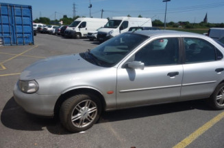 Moteur essuie glace arriere FORD MONDEO 1