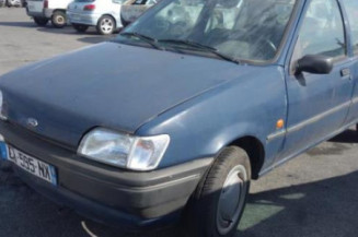 Pompe lave glace avant FORD FIESTA 3