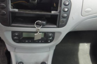 Attache ceinture arriere centrale CITROEN C3 PLURIEL