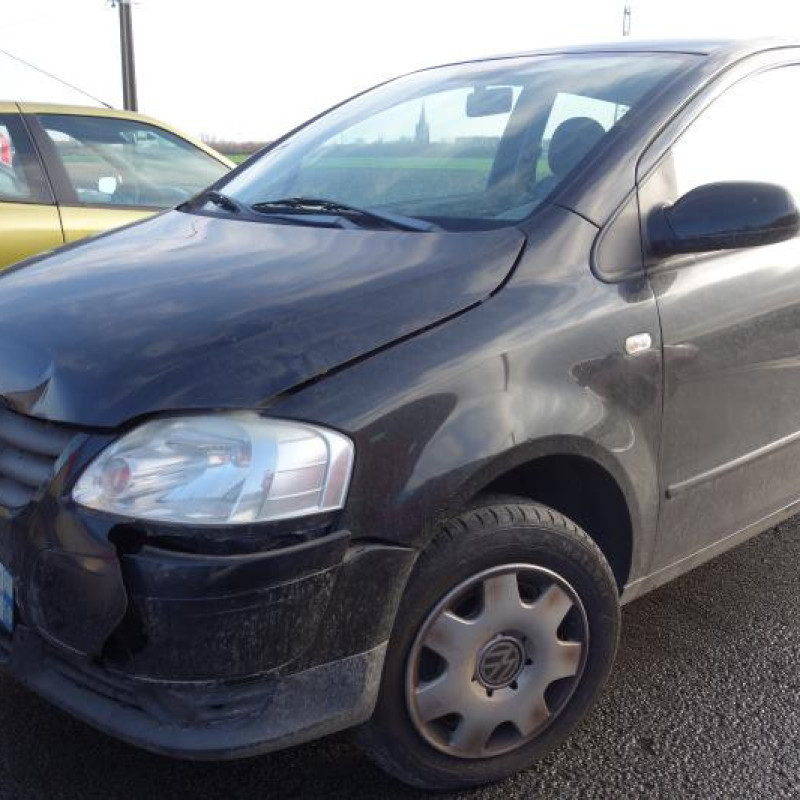 Bras essuie glace arriere VOLKSWAGEN FOX Photo n°3
