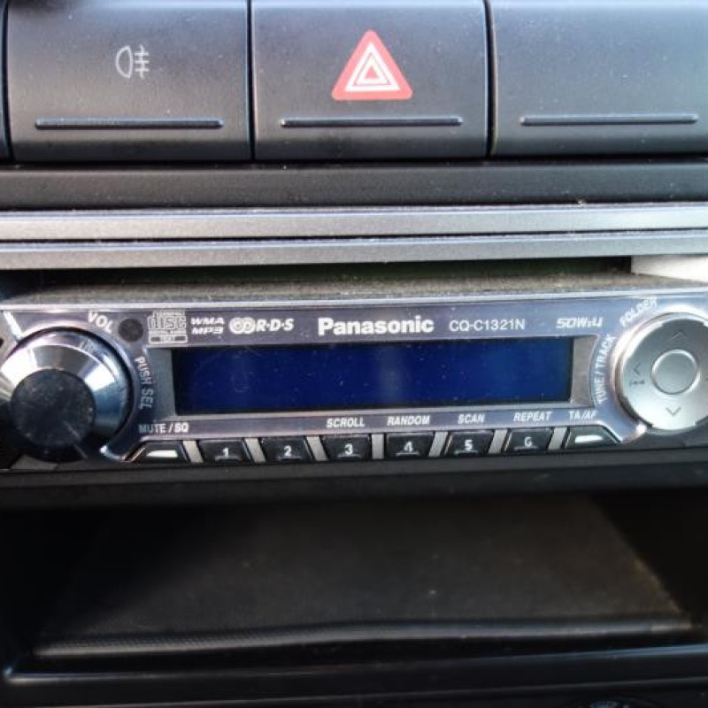 Bras essuie glace arriere VOLKSWAGEN FOX Photo n°9