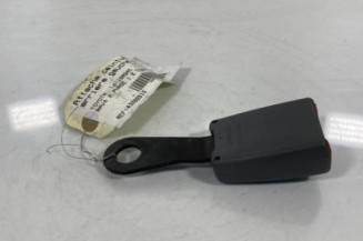 Attache ceinture arriere gauche TOYOTA RAV4 2