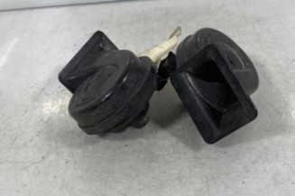 Avertisseur/Klaxon VOLKSWAGEN PASSAT 4