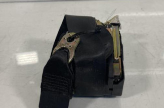 Pretensionneur de ceinture avant droit VOLKSWAGEN PASSAT 4